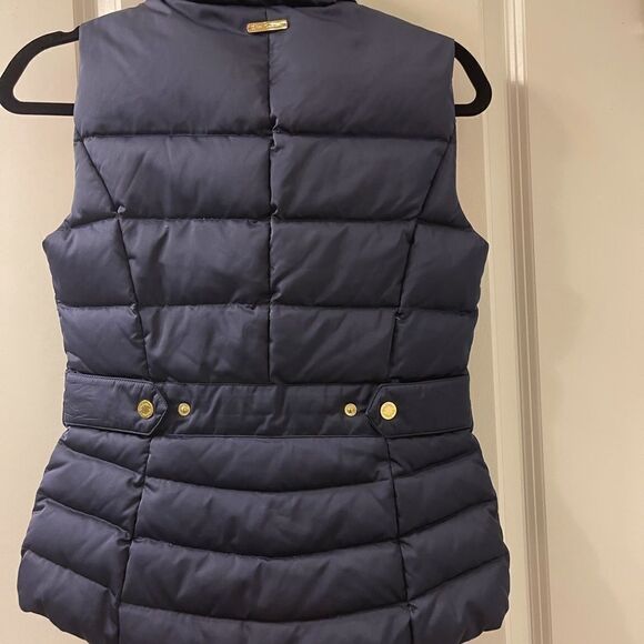Lilly Pulitzer Navy Puffer Down/Feather Vest Size XS Like New! - Picture 2 of 3